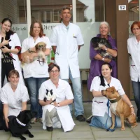 Dierenkliniek de dierenbus